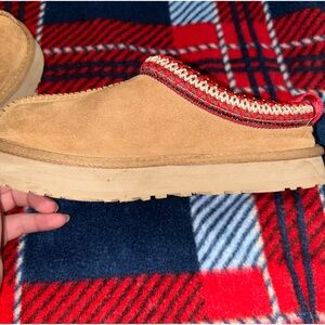 UGG Size 2 Unisex Kids Tazz Slippers - Chestnut (1143776K)